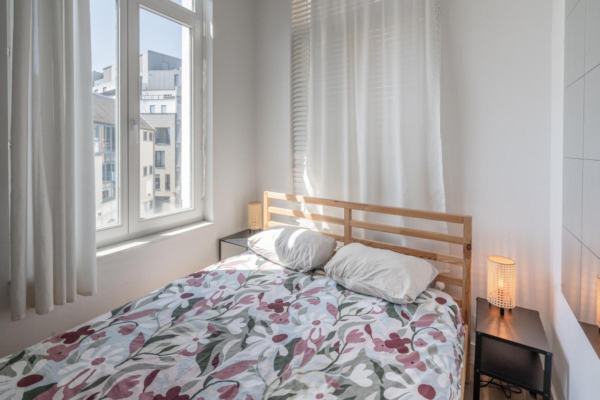 Beautiful Modern Apartment In The Heart Of Antuérpia Exterior foto